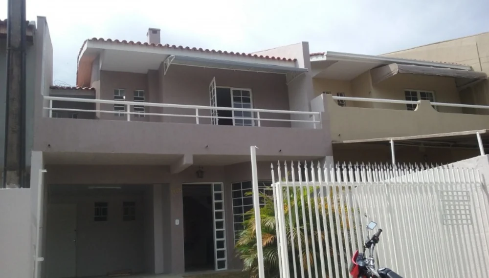 Residência valorizada por pintura externa
